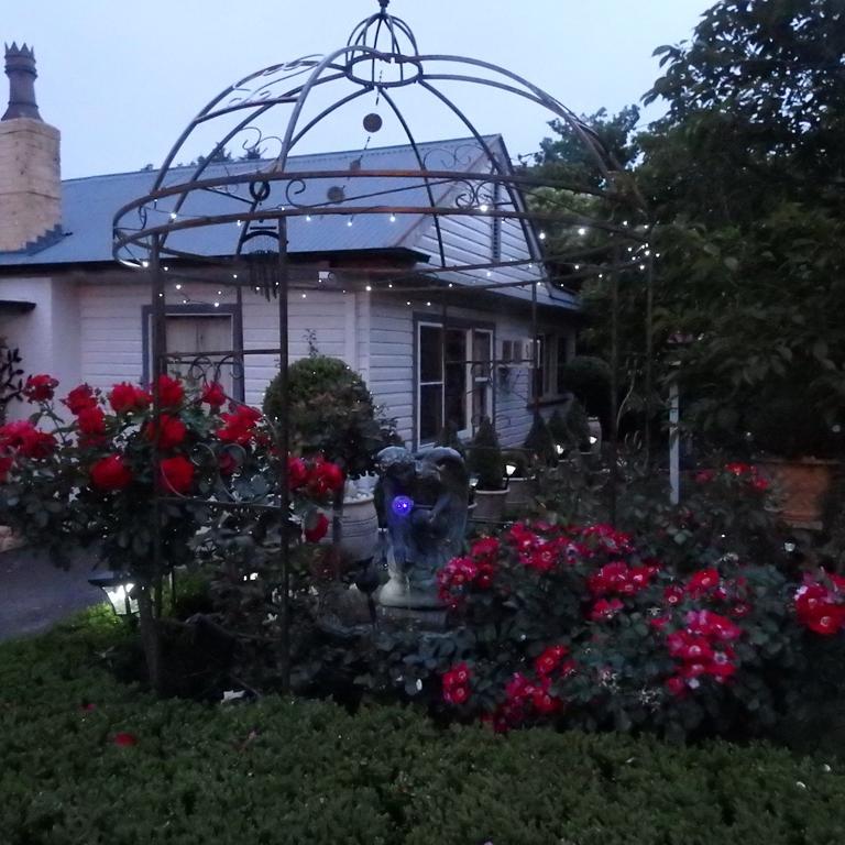 מיטאגונג Bowral Road Art Gallery Bed And Breakfast מראה חיצוני תמונה